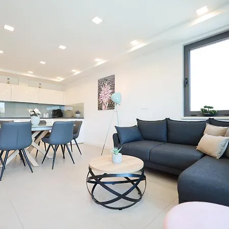 Apartament Luminosa *